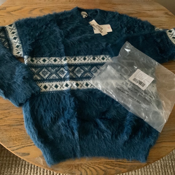 URBAN OUTFITTERS eyelash knit fairisle sweater/beautiful color blue/NWT/MM